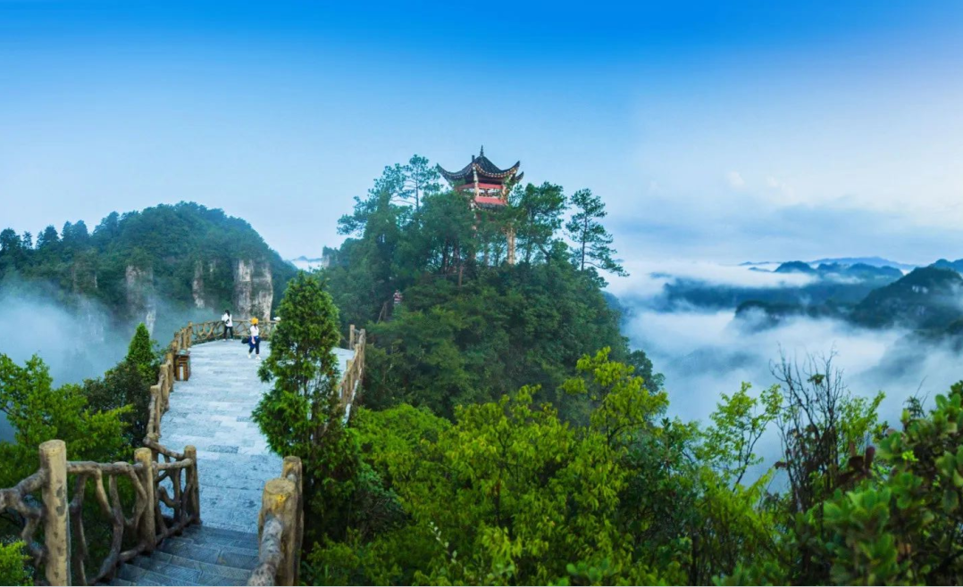 贵州云台山位于施秉县的北部,是世界上保存最完整的白云岩喀斯特地貌